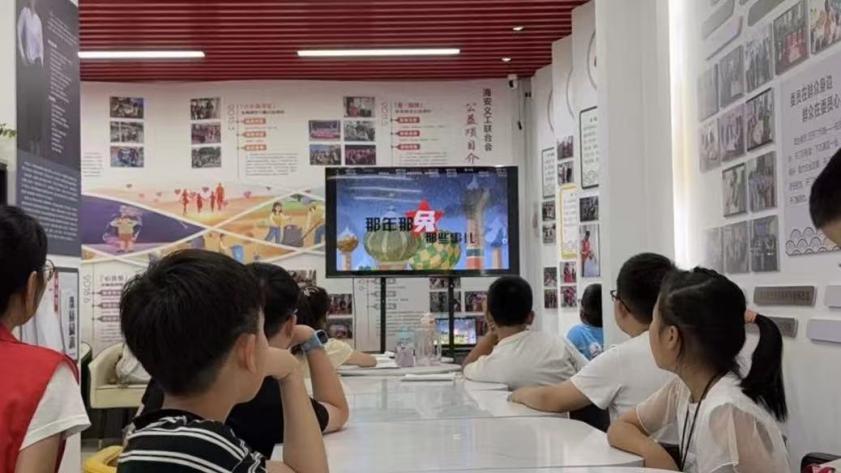 潭畔润童心,梨园启新苗 —— 潭庄村新时代文明实践站少儿戏曲课堂纪实活动照片